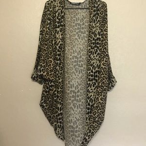 Leopard print kimono/cardigan